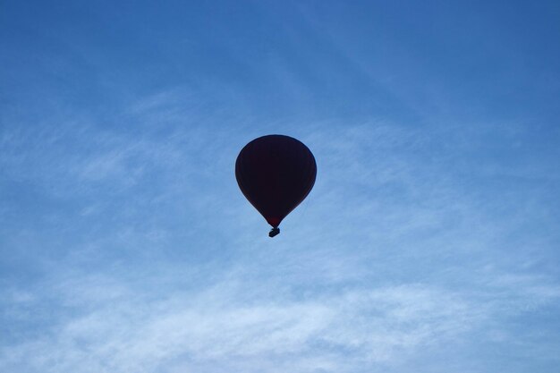 Une belle vue sur les ballons à Bagan Myanmar