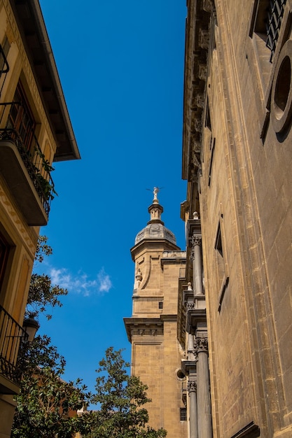 Belle vue sur la cathédrale de Grenade en Espagne