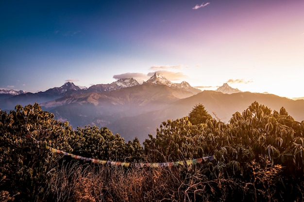 Belle vue sur la chaîne de montagnes de l'Annapurna au Népal