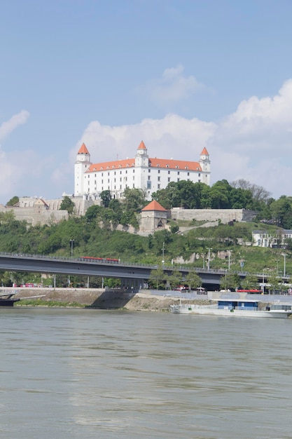 Belle vue sur le château de Bratislava
