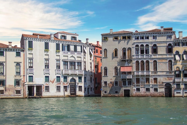 Belle vue sur le Grand Canal à Venise Italie