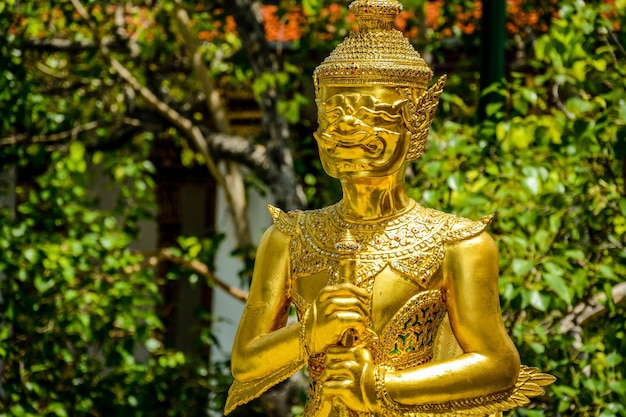 Une belle vue sur le Grand Palais le Musée Wat Phra Kaew situé à Bangkok en Thaïlande