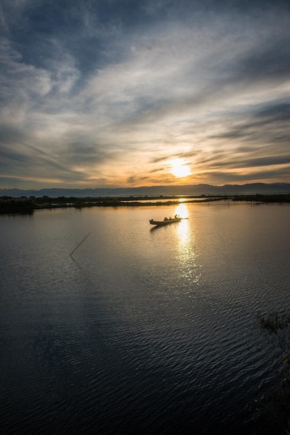 Une belle vue sur le lac Inle Birmanie