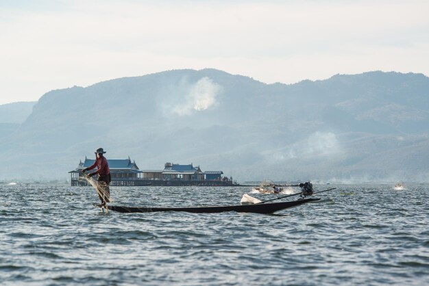 Une belle vue panoramique sur le lac Inle au Myanmar