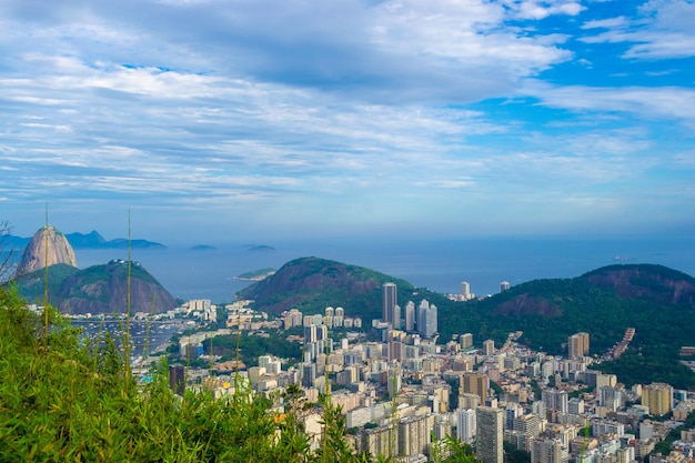 Belle vue panoramique sur le pain de sucre et la baie de Botafogo