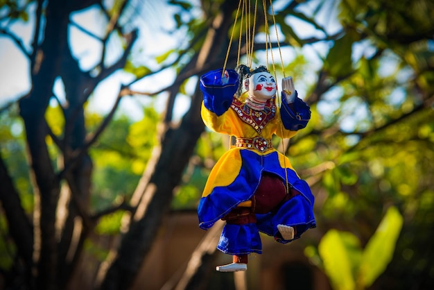 Une belle vue sur les poupées traditionnelles à Bagan Myanmar