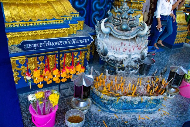 Une belle vue sur le Temple Bleu situé à Chiang Rai Thialand