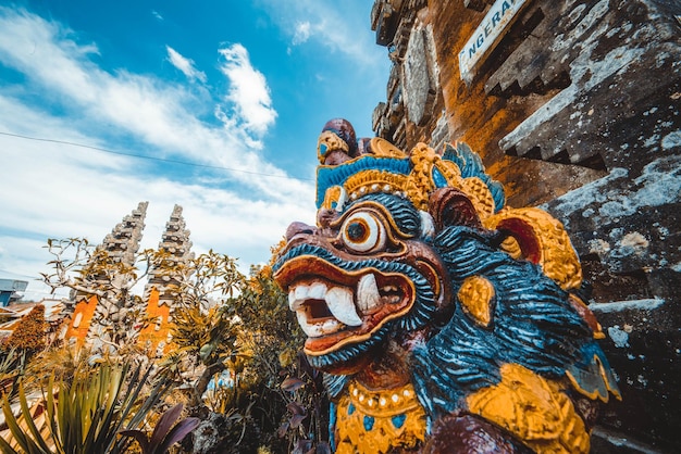 Une belle vue sur le temple hindou Ulun Danu Beratan situé à Ubud Bali Indonésie