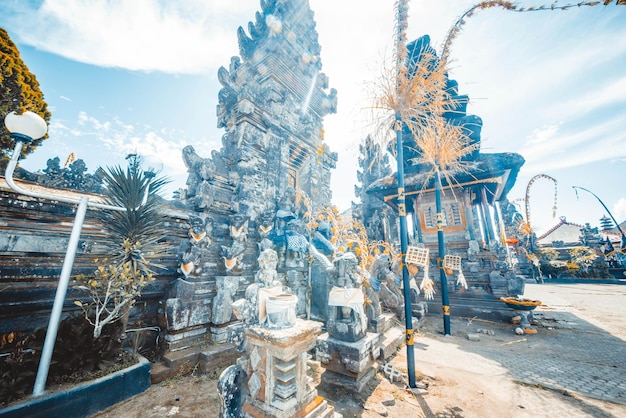 Une belle vue sur le temple d'Ulun Danu Beratan situé à Bali en Indonésie