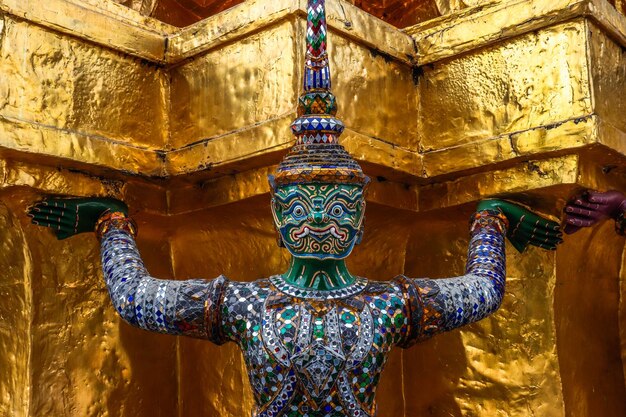 Une belle vue sur le temple Wat Phra Kaew Le Grand Palais situé à Bangkok en Thaïlande