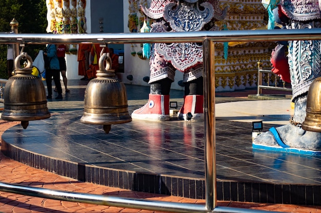 Une belle vue sur le temple Wat Saeng Kaeo situé à Chiang Rai en Thaïlande