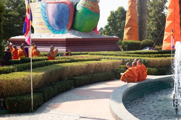 Une belle vue sur le temple Wat Saeng Kaeo situé à Chiang Rai en Thaïlande