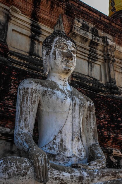 Une belle vue sur le temple Wat Yai Chaimongkhol situé à Ayutthaya en Thaïlande