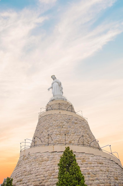Belle vue sur la Vierge Marie Harissa Dame du Liban au Mont Harisa, Liban