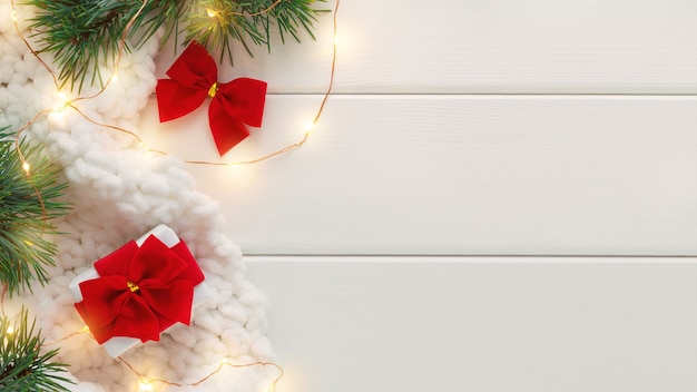 Photo belles décorations de noël sur une table en bois