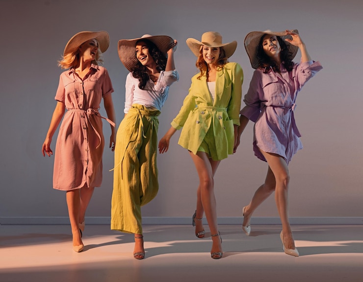 Photo belles jeunes femmes, concept de mode d'été