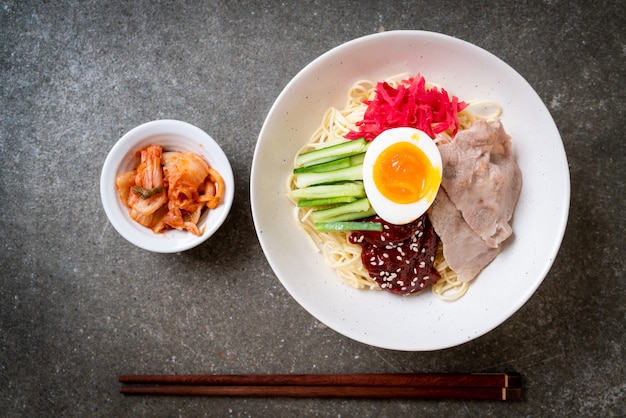 bibim naengmyeon - nouilles froides coréennes