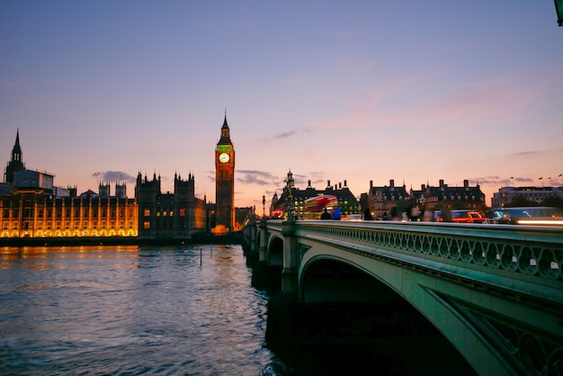 Big Ben et l&#39;abbaye de Westminster à Londres, Angleterre