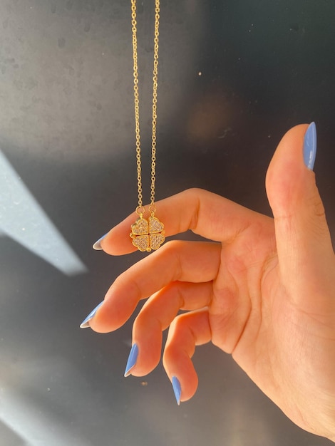 Bijoux de luxe en or et diamants