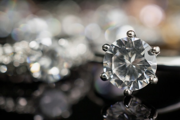 Bijoux de mariage bagues en diamant noir avec réflexion