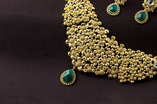 Bijoux traditionnels indiens