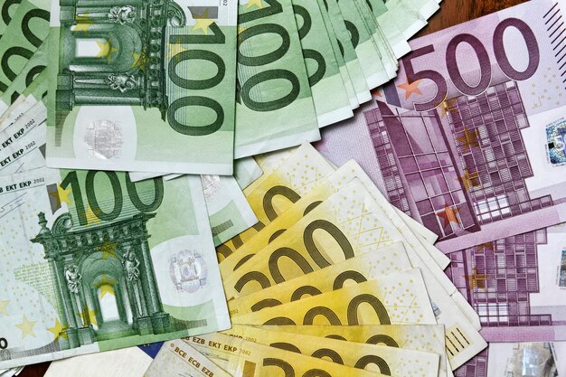 Billets en euros, argent