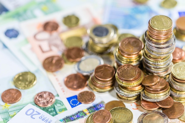 Billets et pièces en monnaie européenne