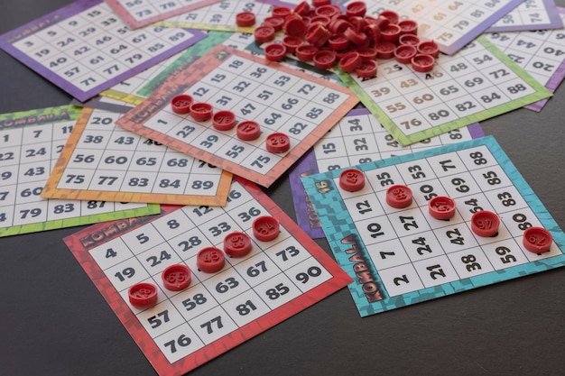 Le bingo est un joli jeu de famille pour les célébrations du Nouvel An.