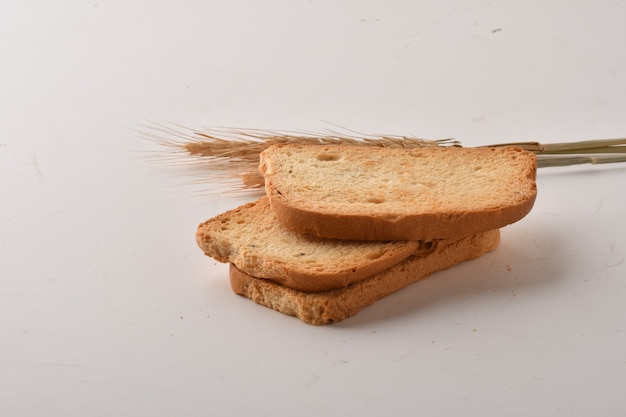 Biscotte croustillante ou toast pour une vie saine