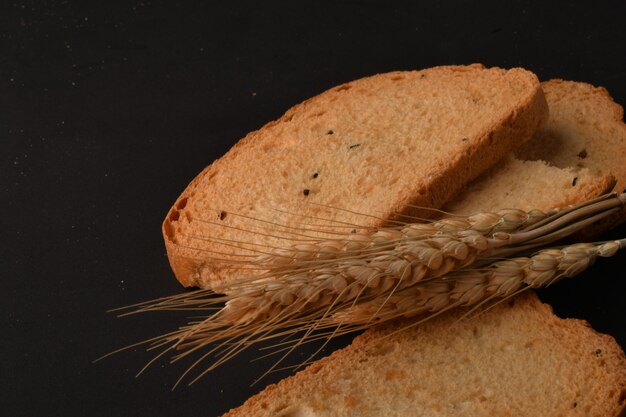 Biscotte croustillante ou toast pour une vie saine