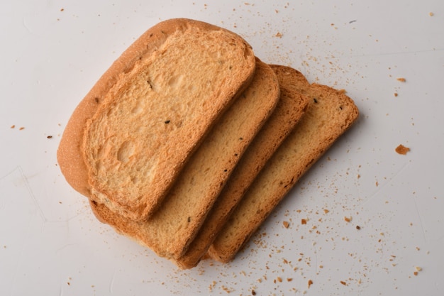 Biscotte croustillante ou toast pour une vie saine