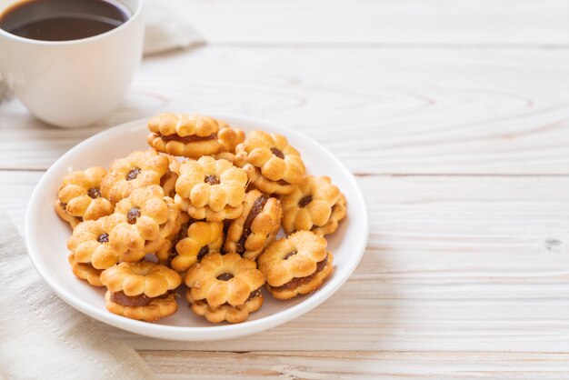 biscuit à la confiture d'ananas