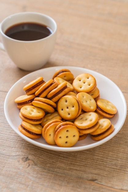 biscuit à la confiture d&#39;ananas