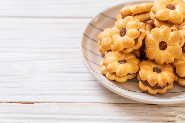 biscuit à la confiture d&#39;ananas