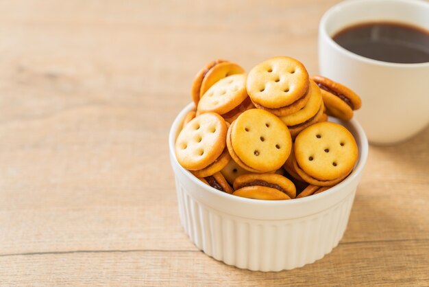 biscuit à la confiture d'ananas