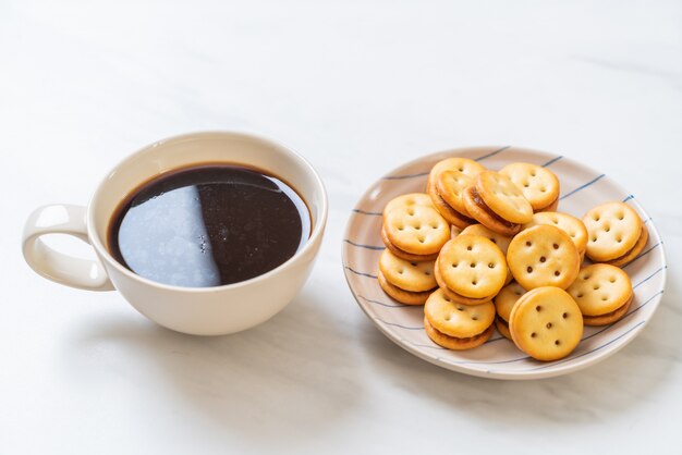 biscuit à la confiture d'ananas