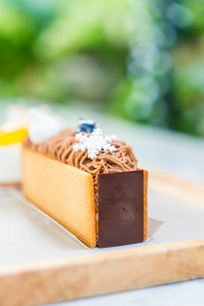 biscuit avec un gâteau au café