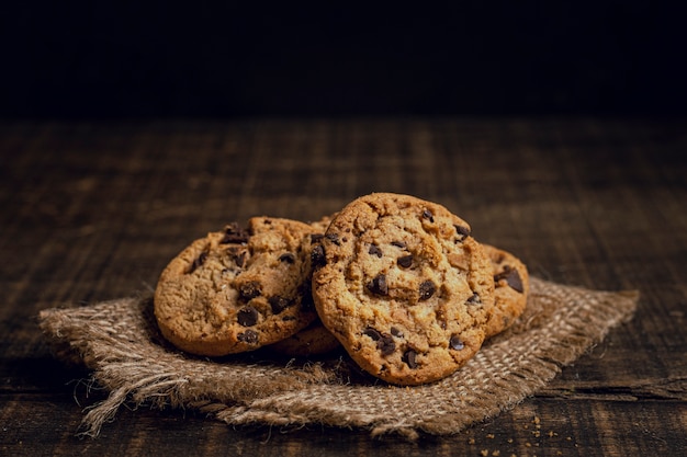 Biscuits américains sur toile de jute