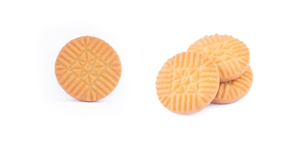 Biscuits au beurre sur fond blanc