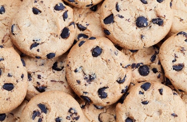 biscuits au chocolat les uns sur les autres