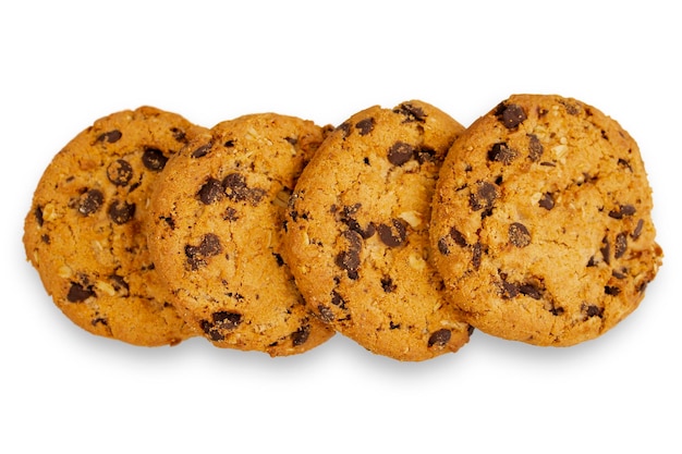 Des biscuits au chocolat à l'avoine sur un fond blanc