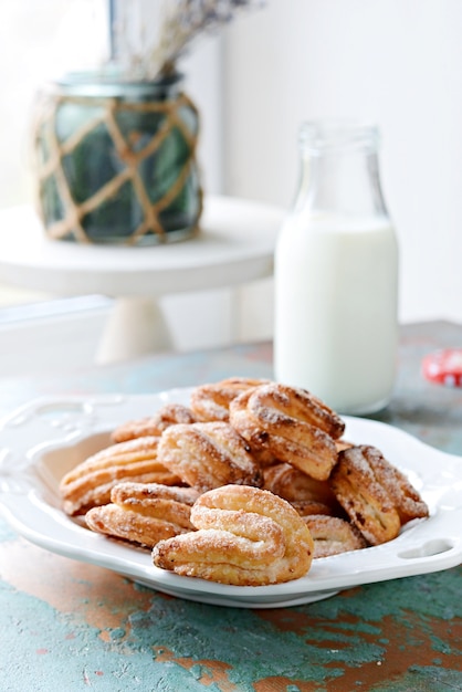 Biscuits Au Fromage Cottage Sablés Au Lait. Biscuits Aux Pieds D'oie