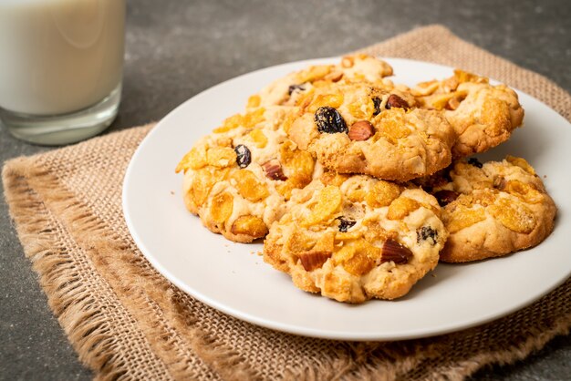 biscuits aux raisins secs et aux amandes