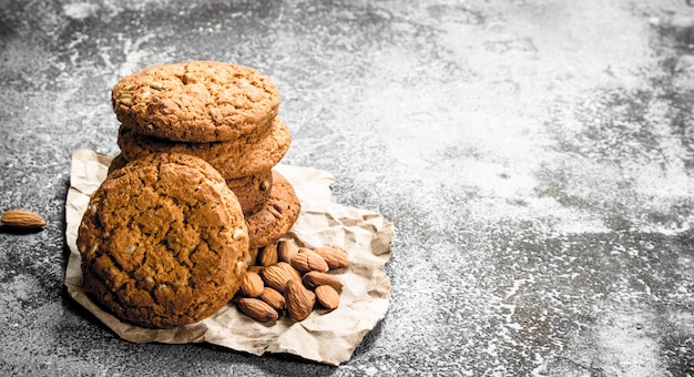 Biscuits à l'avoine et aux amandes