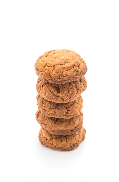 biscuits à l&#39;avoine et aux raisins secs sur blanc