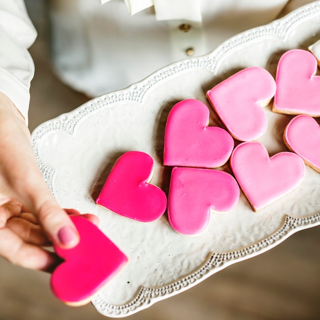 Photo biscuits en forme de coeur rose