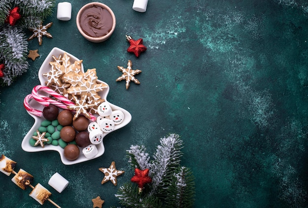 Biscuits et guimauve de bonbons de Noël