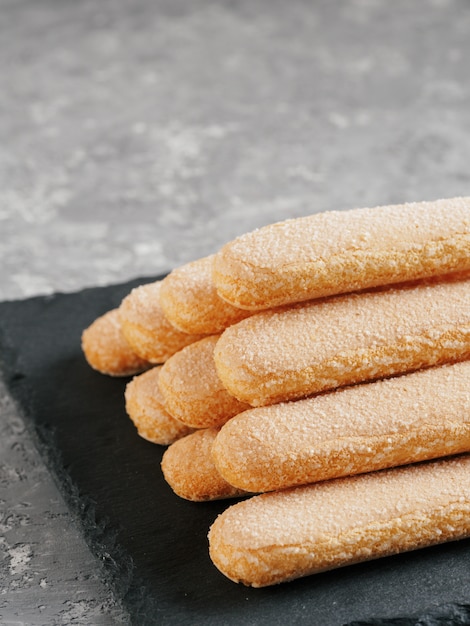 Biscuits Ladyfinger savoiardi se bouchent