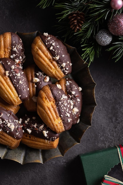 Biscuits madeleine au chocolat noir