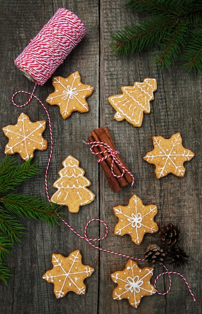 Biscuits de Noël au gingembre et au miel